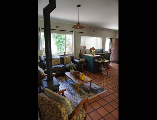 3 BEDROOM FREESTANDING TO LET IN HELDERVUE